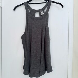 NWOT FREE PEOPLE WE THE FREE GRAY RACERBACK TANK TOP—PRISTINE, NEVER WORN!
